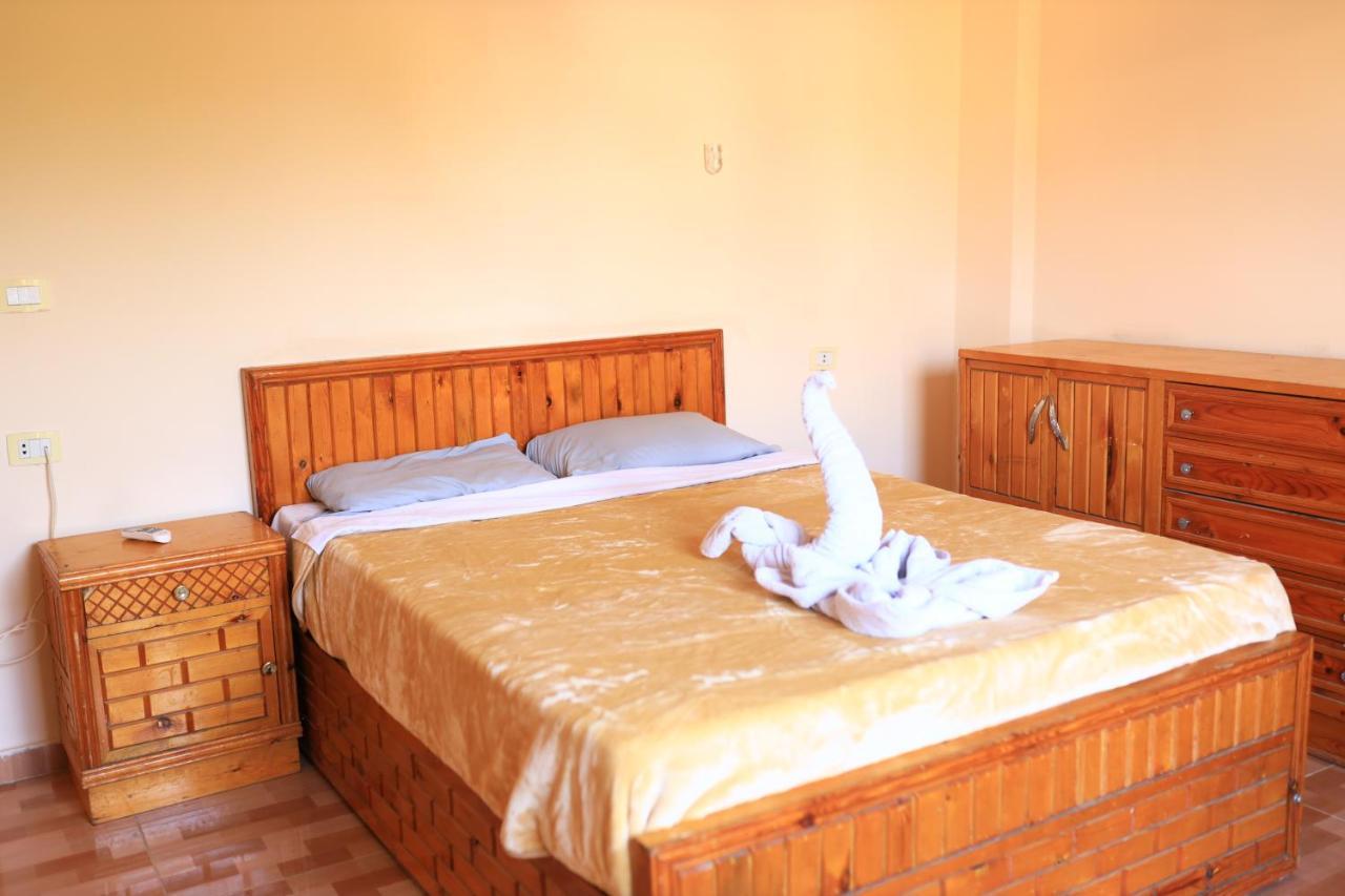Appartamento Luxor Nile View Flats Esterno foto