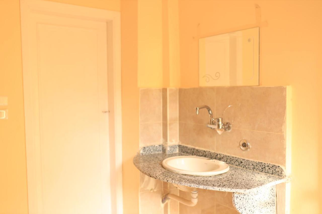 Appartamento Luxor Nile View Flats Esterno foto