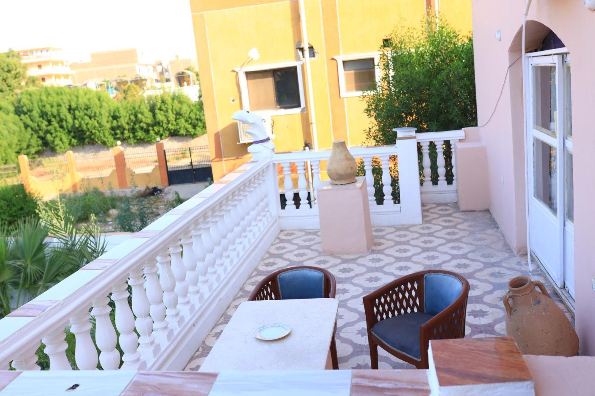 Appartamento Luxor Nile View Flats Esterno foto